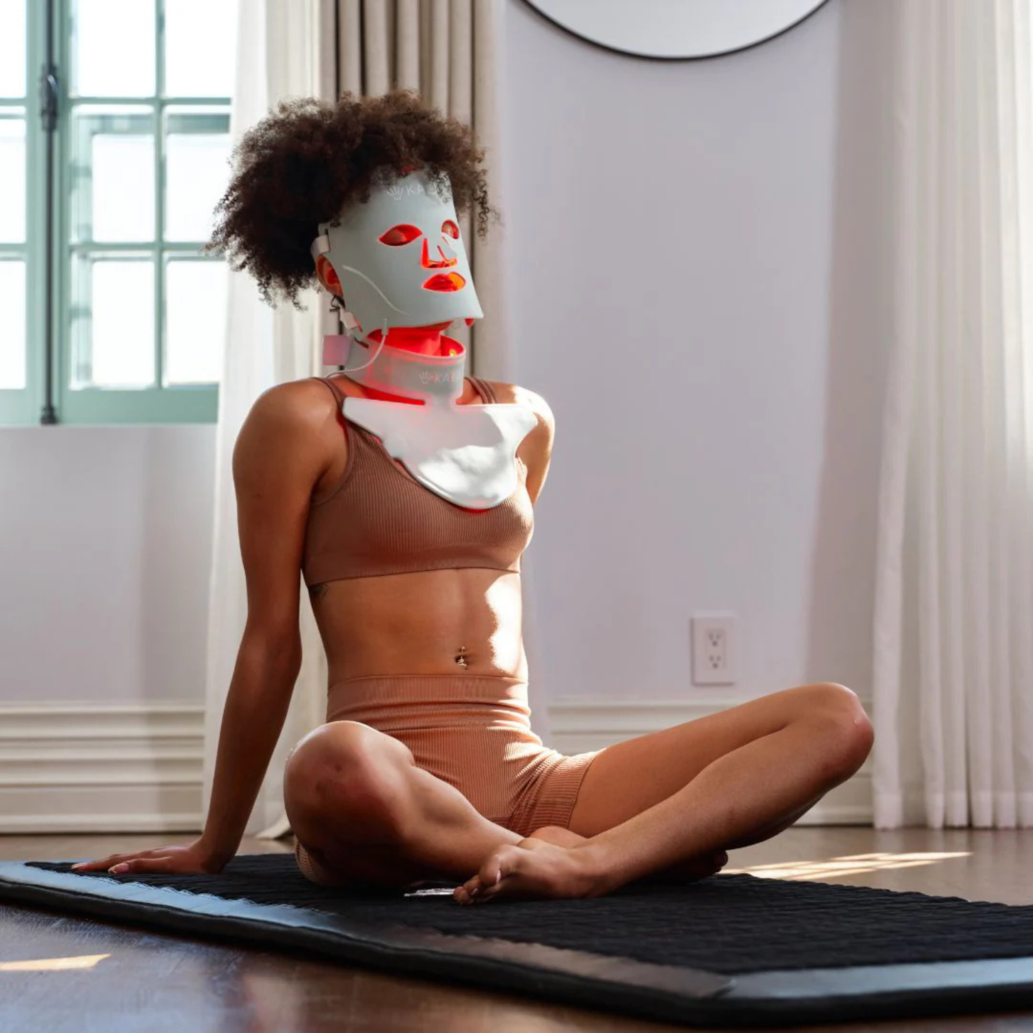 KALA - Masque de Lumière Rouge Régénérateur de Cou *Boite Ouverte*-red-light-neck-rejuvenator-costco-1892298-kala-02-6