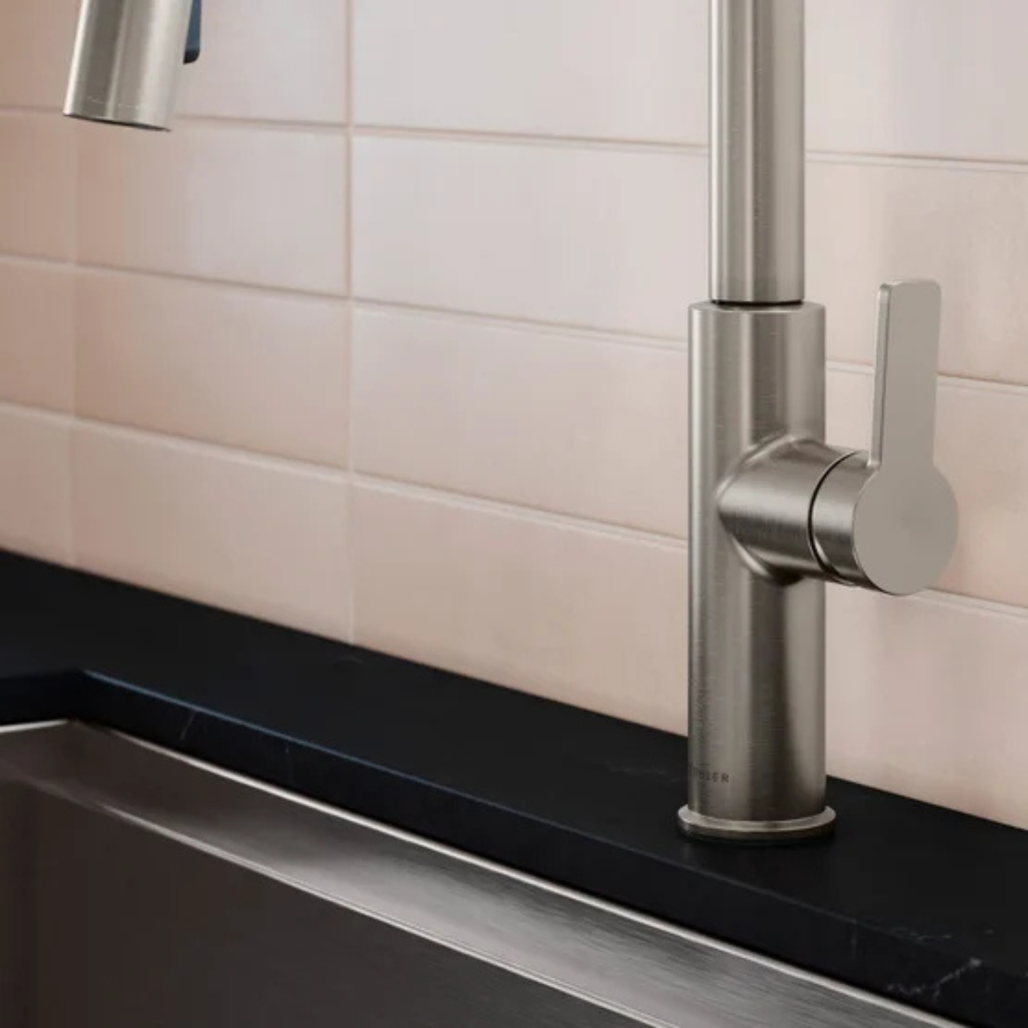 KOHLER - Robinet de Cuisine Rétractable Rodean-pull-down-kitchen-faucet-costco-acier-inoxydable-stainless-steel-costco-1806389-2