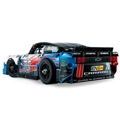 lego-nascar-next-gen-chevrolet-camore-technic-42153-5