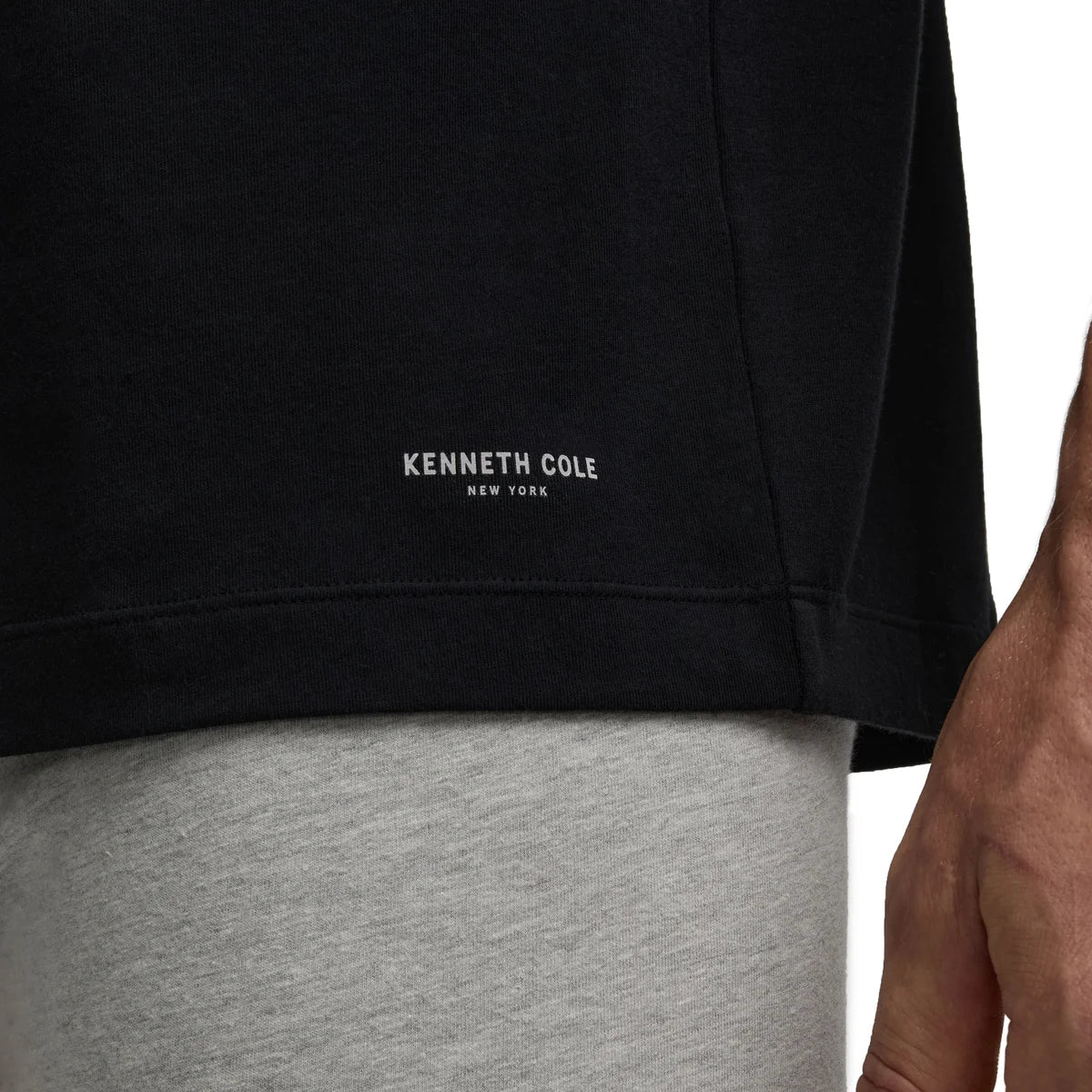 KENNETH COLE - Paquet de 4 T-Shirt pour Homme-V-NECK-PACK-COSTCO-1915350-NOIR-BLACK-4