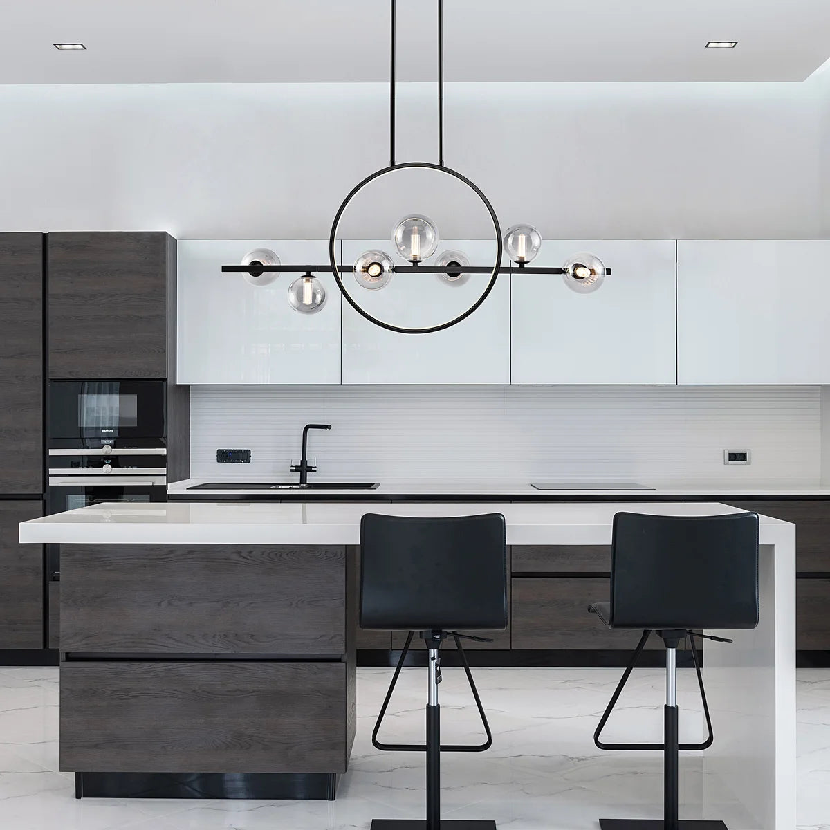 HOUSEMARK - Luminaire Suspendu à 8 Ampoules Luna-light-glass-pendant-costco-1718621-7