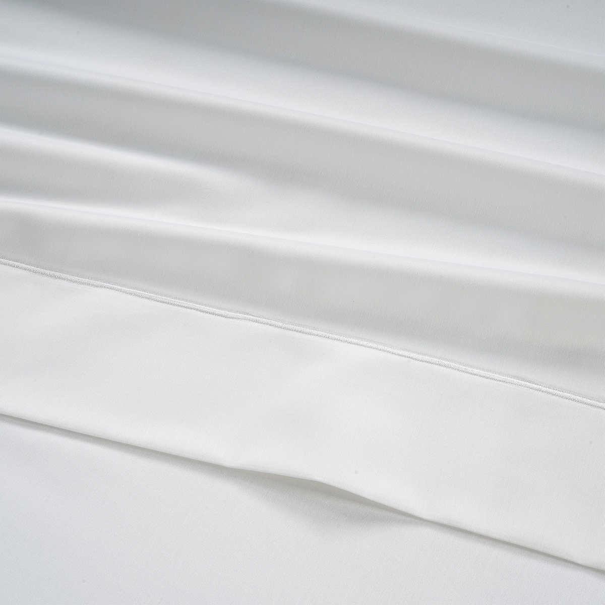 hotel-signature-sateen-ensemble-draps-6-pièces-piece-sheet-set-4
