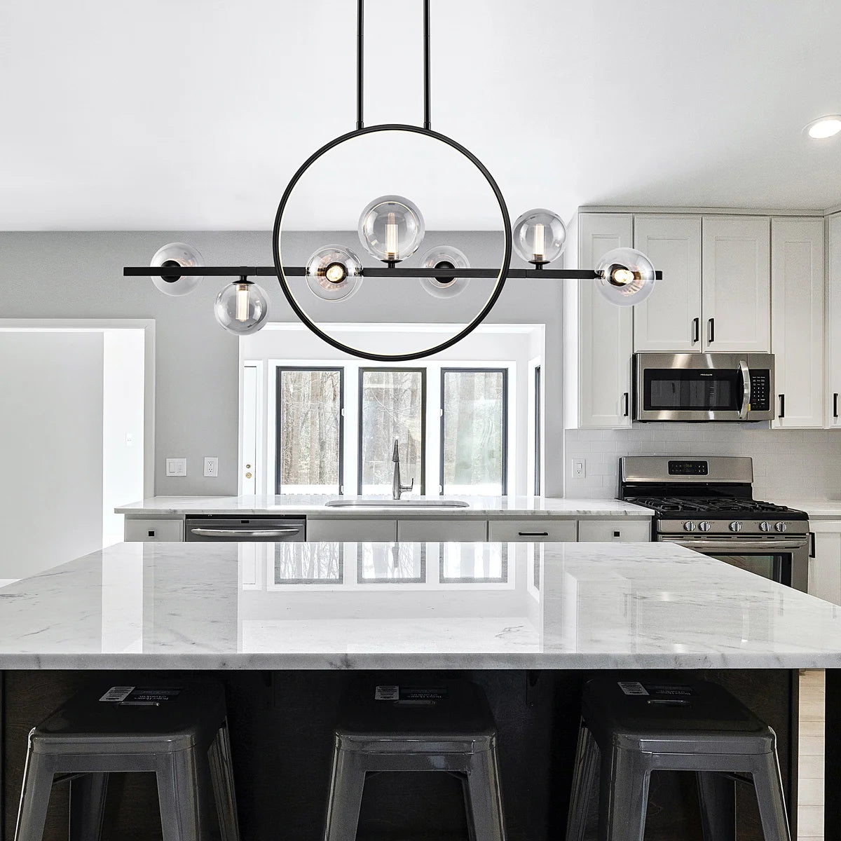 HOUSEMARK - Luminaire Suspendu à 8 Ampoules Luna-light-glass-pendant-costco-1718621-8
