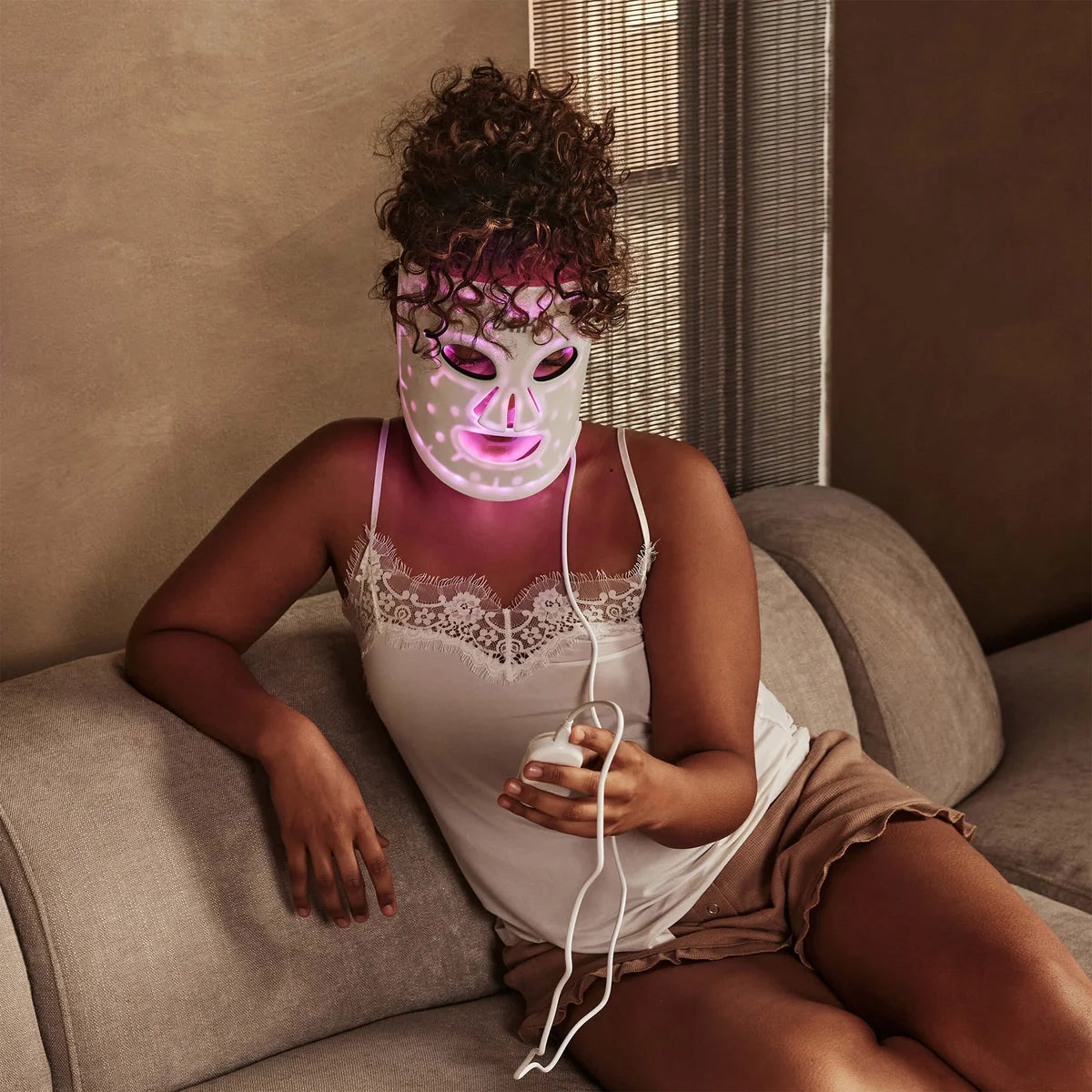 SILK'N - Masque Facial à LED 100 *Boite Ouverte*-led-face-mask-costco-1868744-8