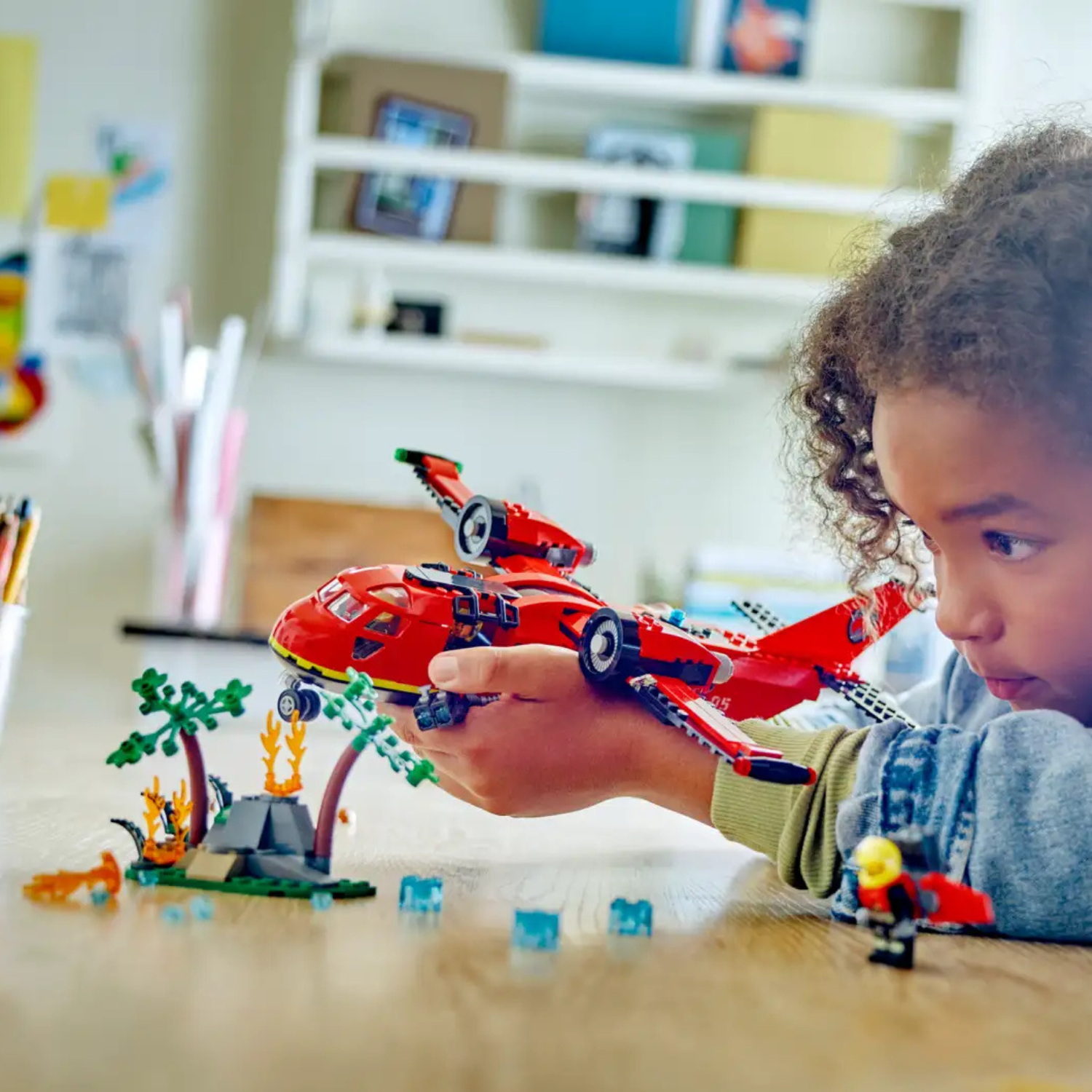 LEGO CITY - L'Avion de Sauvetage des Pompiers 60413-fire-rescue-plane-costco-2460413-7
